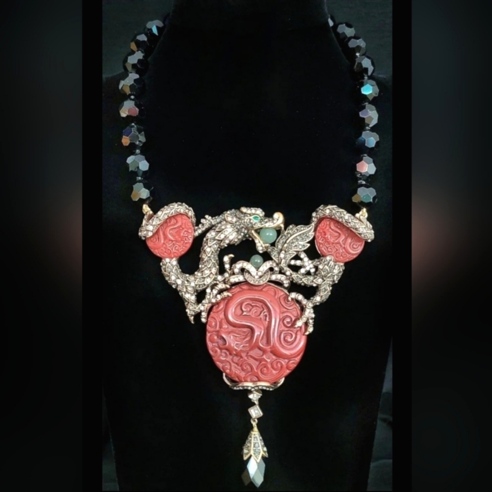 Heidi daus "Dragon Treasure" necklace